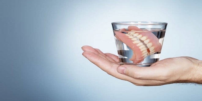 What is the Best Way to Clean My Dentures?